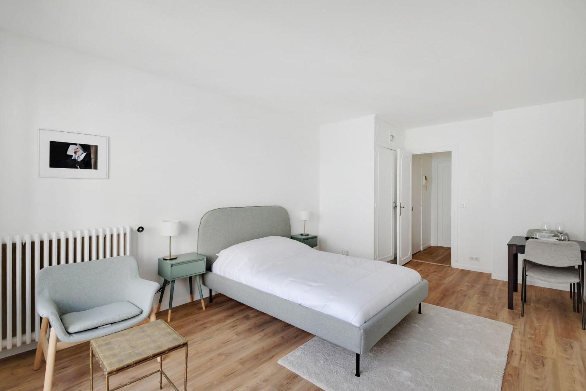 Bright Studio For 2 - Champs-Elysees Paris Eksteriør bilde